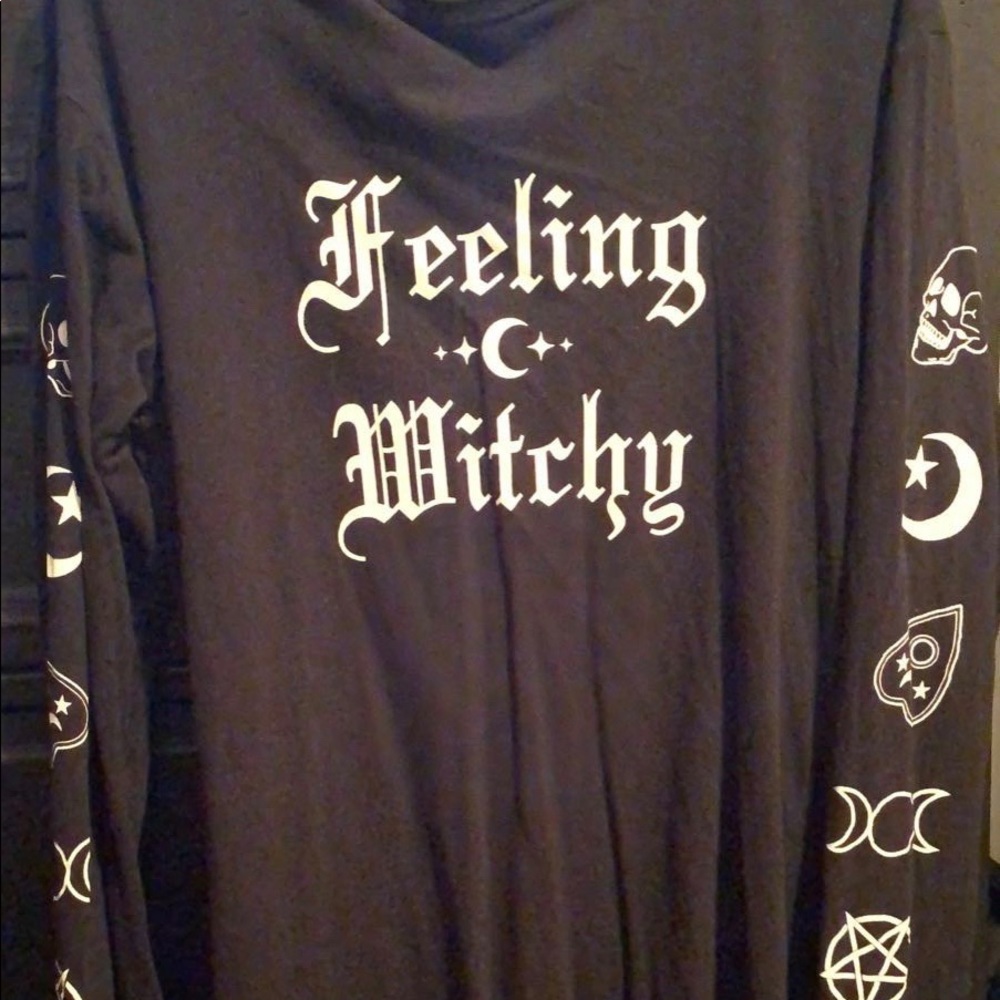 FEELING WITCHY LONG-SLEEVE T-SHIRT DRESS